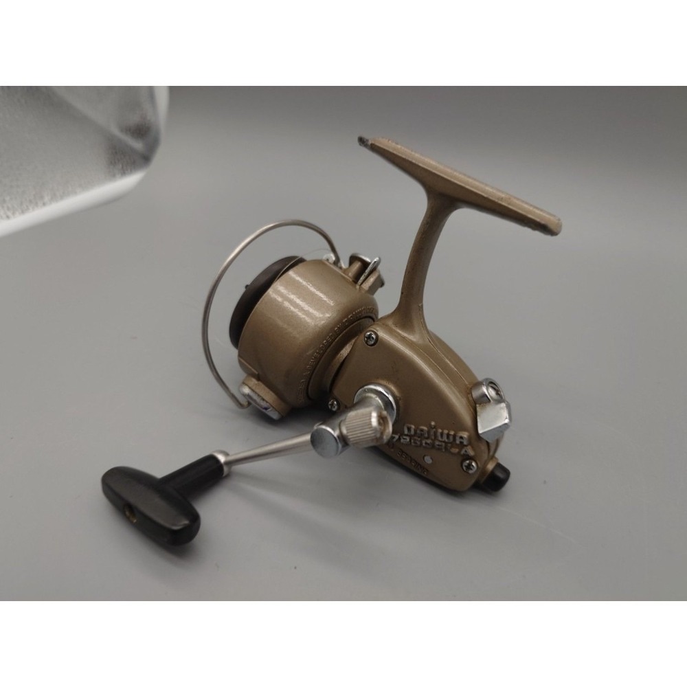 Daiwa Fishing Reel Sealine 400H [GNH021133]
